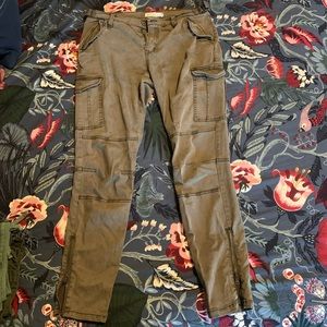 H&M Cropped Cargos